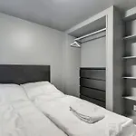 Bryggen Gateway Homes Apartmán *